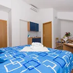 Markom Apartment *