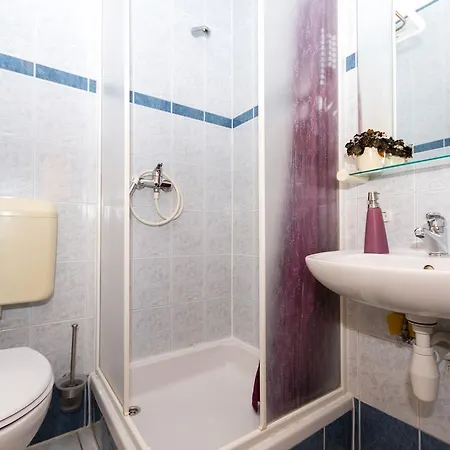 Apartman Markom Kastela