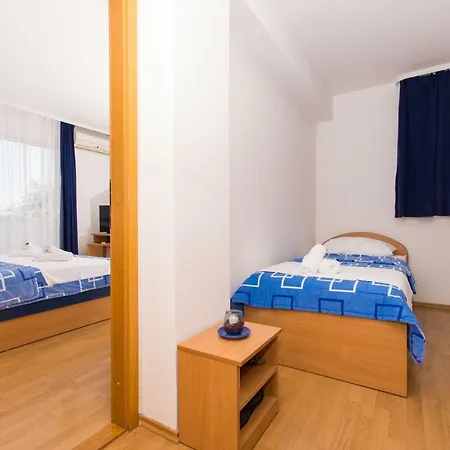 Markom * Kaštela