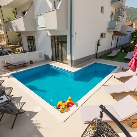 Apartman Markom Kastela